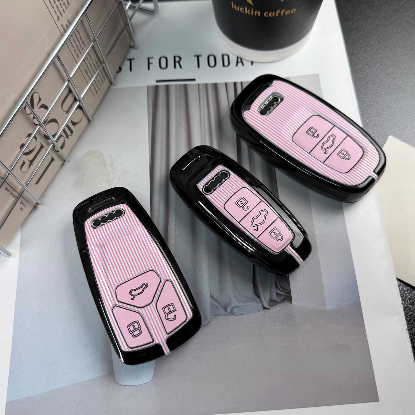 Pink and black Audi car key cover suitable for Audi A6L A4L/Q5L/A3/Q3/Q2L/A5/Q7/A8