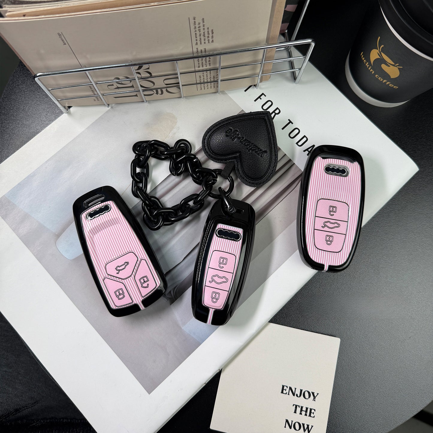 Pink and black Audi car key cover suitable for Audi A6L A4L/Q5L/A3/Q3/Q2L/A5/Q7/A8